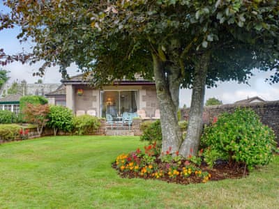 Crieff Cottages Comrie And Strathearn Walkhighlands