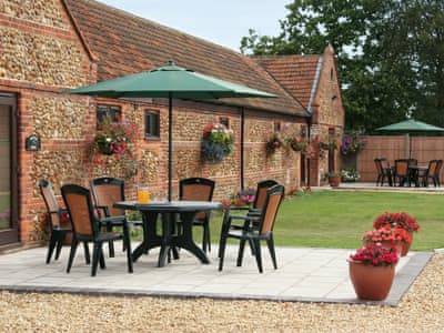 Delightful holiday home | Littlewoods Barn - Moor Farm Stable Cottages, Foxley, near Fakenham