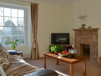 Wonderful living room | Tristan’s - Lanwithan Manor Apartments, Lostwithiel