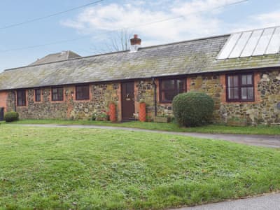Wonderful single storey historic conversion | The Blacksmith Shop, Shorwell