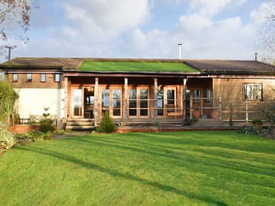 The Summer House In Brown Heath Near Wem Shropshire Oswestry