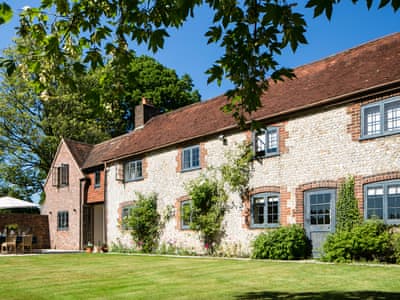 Exterior | Brickwood Farmhouse, West Meon