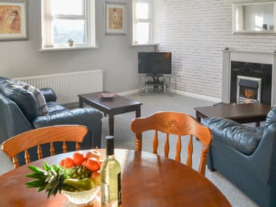 Delightful first floor apartment | Smuggler’s Retreat, Newbiggin-by-the-Sea