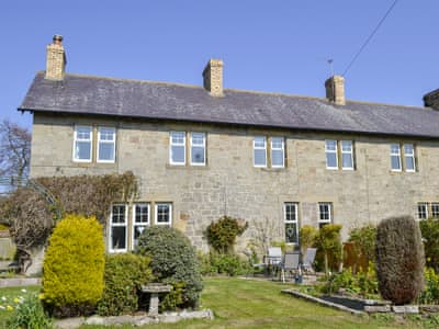 Charming semi-detached cottage | Sheilas Cottage, Christon bank, near Alnwick