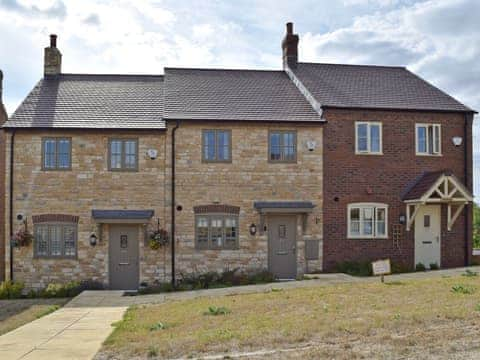 Lovely mid-terrace cottage | Cosy Cotswolds Townhouse, Shipston-on-Stour