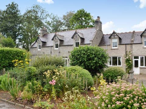 Delightful semi-detached former coach house | The Coach House, Alford