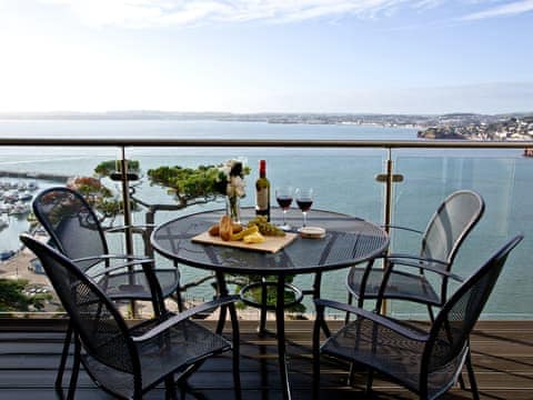 Balcony | Masts B9 - Mast Apartments in Torquay, Torquay