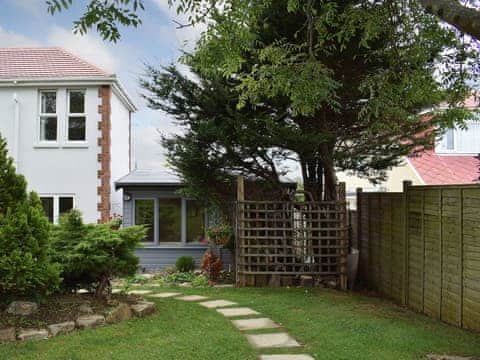 Exterior | Apple Tree Cottage, Sandown