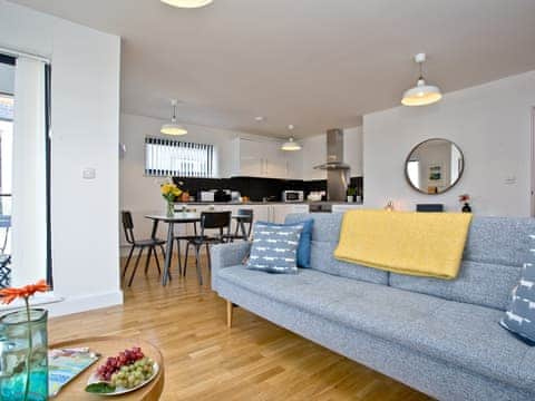 Open plan living space | 10 Seaquest, Newquay