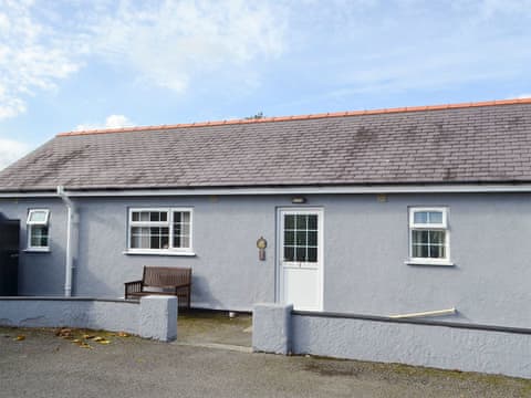 Semi-detached single-storey barn conversion  | Black Horse Cottage, Pentraeth, near Beaumaris