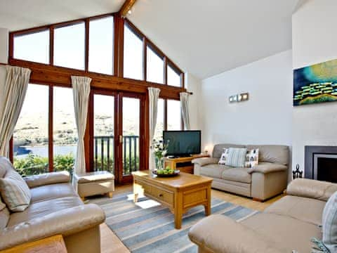 Living room/dining room | Seabreeze, West Lulworth