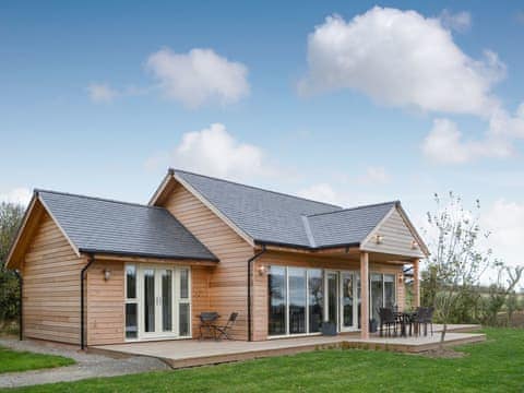 Purpose built cedar wood holiday lodge | Framlington Corner - Villa Lane Farm, Longframlington, near Rothbury