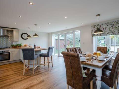 Lovely open plan kitchen / diner | Wisteria House, Henstead, near Southwold