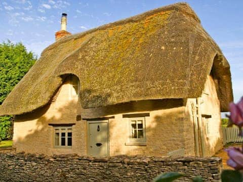 Exterior | Jasper Cottage, Near Cirencester