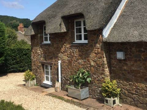 Quintessential English thatched cottage | Stables End, Stickle Path, near Watchet