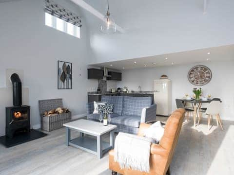 Open plan living space | The Cowshed - Green Valley, Ubbeston, near Halesworth