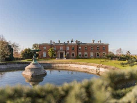 Garden and grounds | The Garden Wing at Mount Ephraim, Faversham