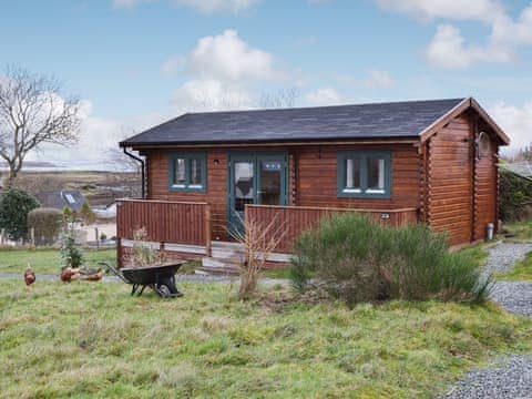 Exterior | Birdsong Cabin, Breakish near Broadford, Isle of Skye