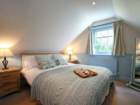 Double bedroom | Sawmill Cottage, Tunbridge Wells