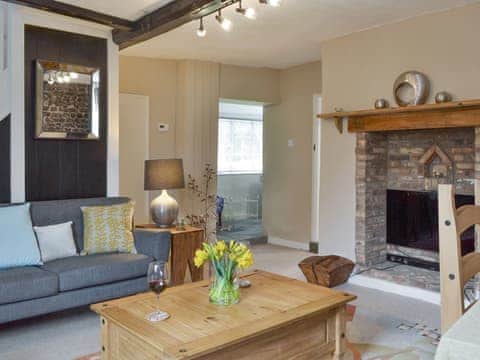 Welcoming living and dining room | Stable Cottage - Stable Cottage and Farm Cottage, Margate
