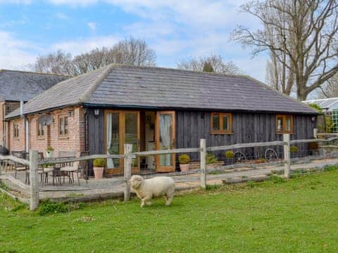 Charming property | The Cart Lodge, Hooe, Battle