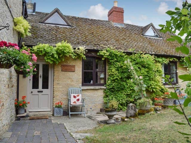 Lovey holiday cottage | Picket Piece Cottage, Chadlington, near Chipping Norton