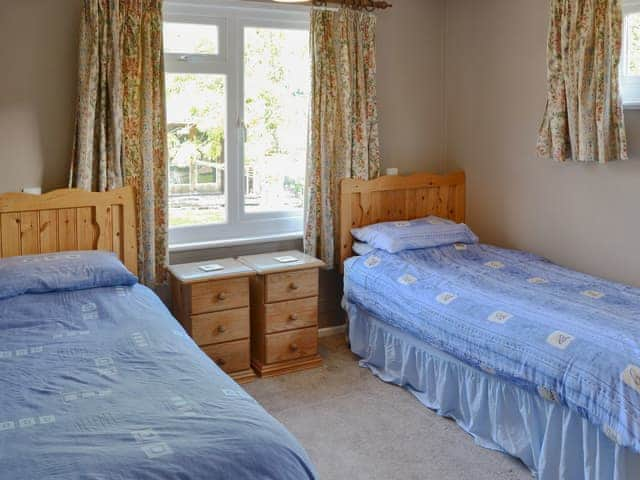 Twin bedroom | Watersedge, Wroxham