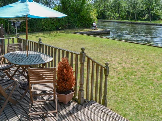 Large decked verandah | Watersedge, Wroxham