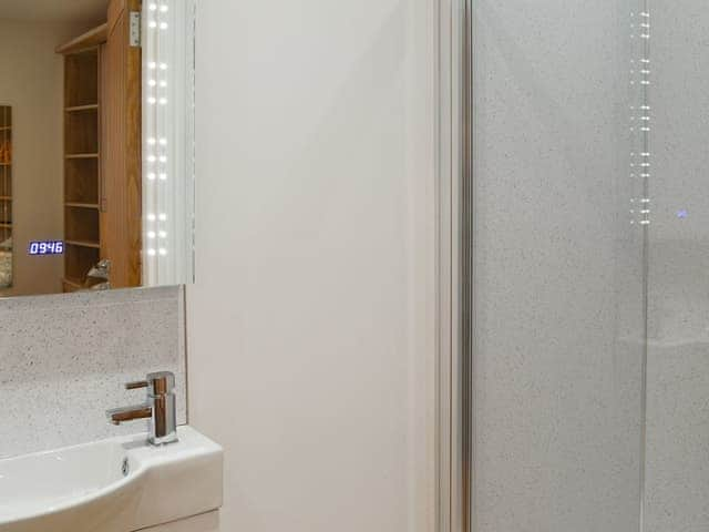 Shower room | Cuddy&rsquo;s Rest, Belford, near Bamburgh