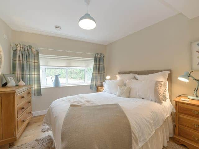 Comfortable double bedroom | Mortimer Trail Mews, Mortimers Cross, near Leominster