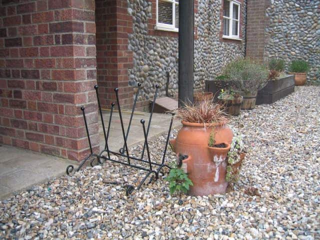 Useful muddy boot holder at the doorstep | The Granary, Wallages Cottage - White House Farm Holiday Cottages, Knapton, near North Walsham