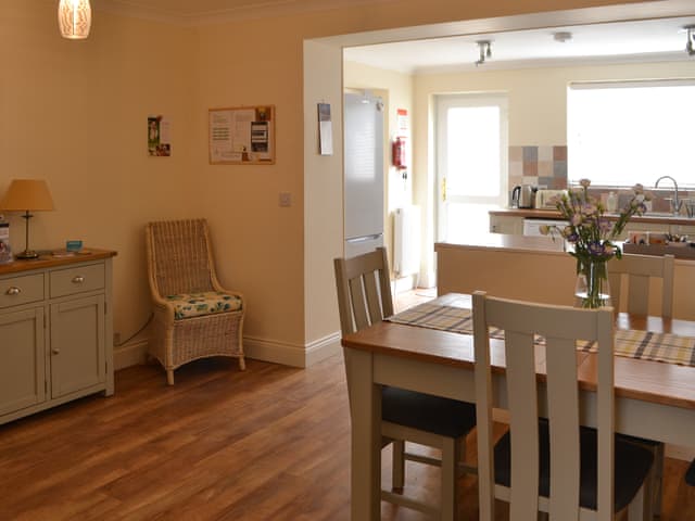 Open plan kitchen / diner | Kittiwakes, Amble