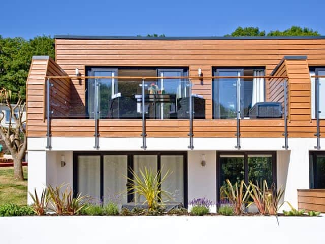 Exterior | Lapwing 4 - The Cove, Brixham