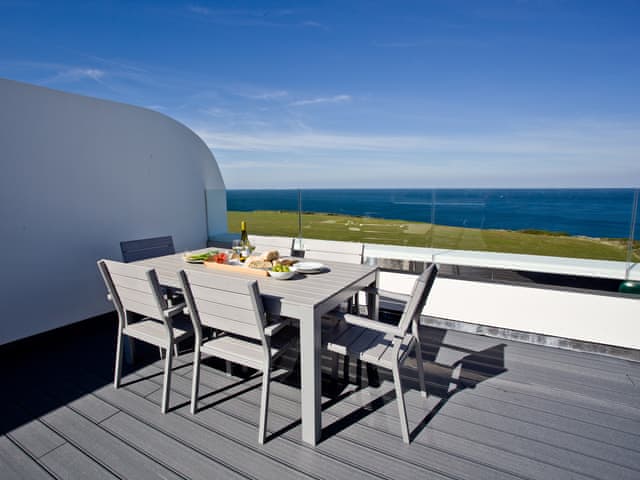 Roof terrace | Crest@64, Newquay