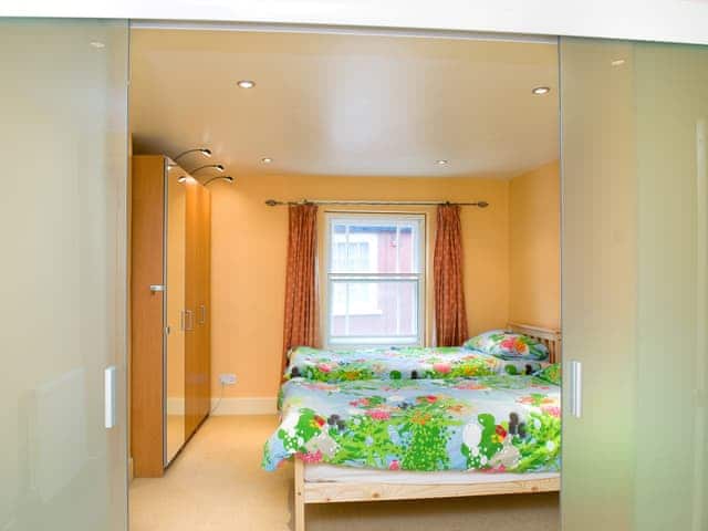 Twin bedroom | Dorey, Appledore