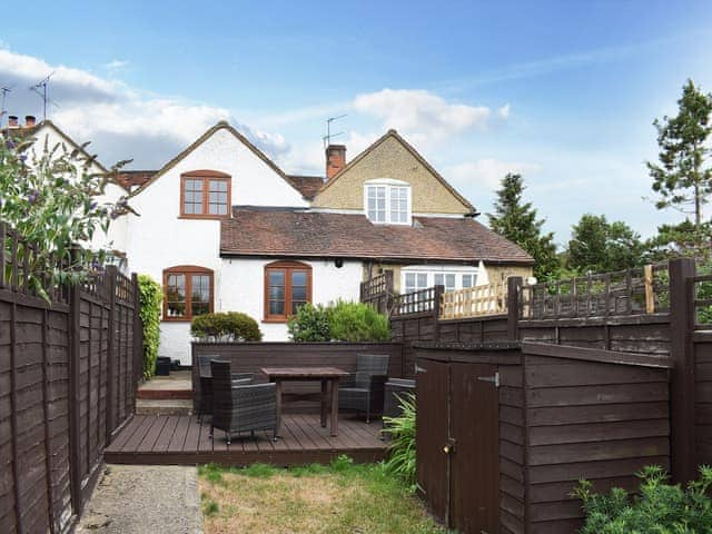 Lovely semi detached holiday cottage | The Old Bakery, Wendover, Aylesbury