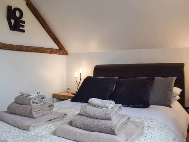 Inviting double bedroom | The Old Bakery, Wendover, Aylesbury