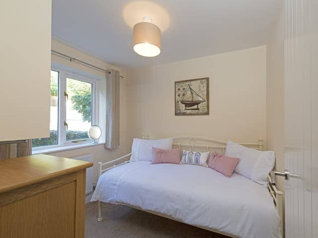 Double bedroom | The Hollies, Ventnor