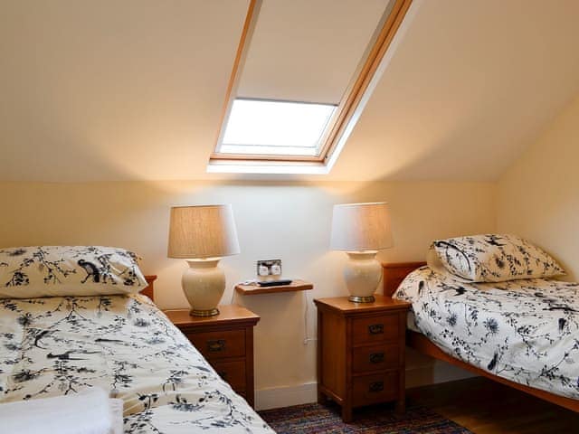 Cosy and comfortable twin bedded room | Ghillie Cottage, Cockermouth