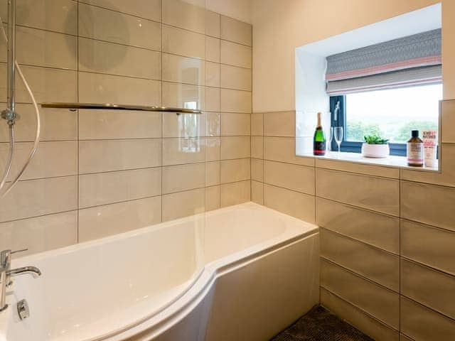 Bathroom | Moorgate Cottage - Moorgate Farm, Kelbrook, near Barnoldswick