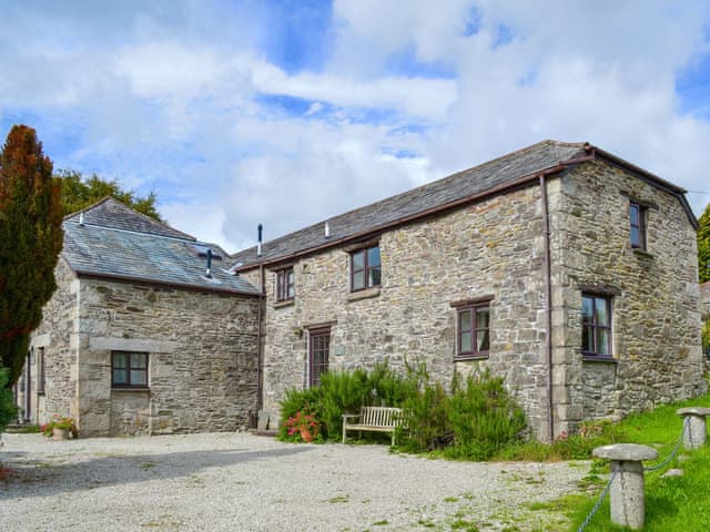 Charming holiday home | Stable End - Trethinna Court, Altarnun, near Launceston