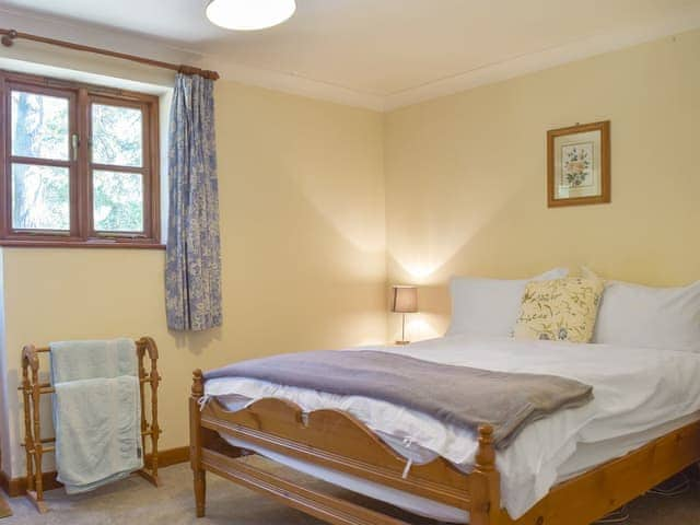 Comfy double bedroom | The Coach House, Bromeswell, Woodbridge