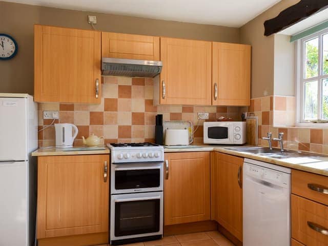 Kitchen and dining area | Jasmine Cottage - Sands Farm Cottages, Wilton near Pickering