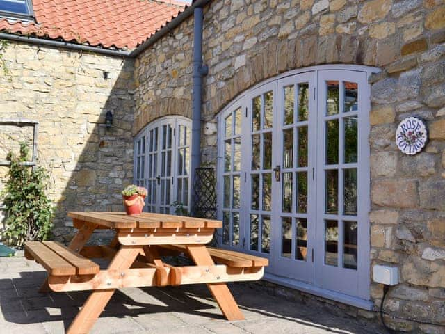 Sitting-out-area | Rose Cottage - Sands Farm Cottages, Wilton near Pickering