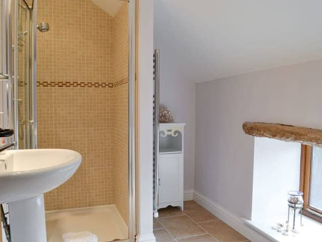 En-suite shower | Swallow Barn, Torpenhow, near Wigton