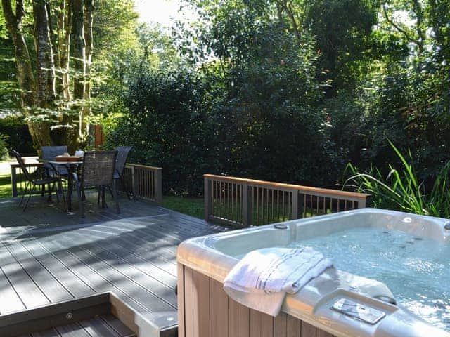 Hot tub | Trelispen Lodge, Perran Downs, near Marazion