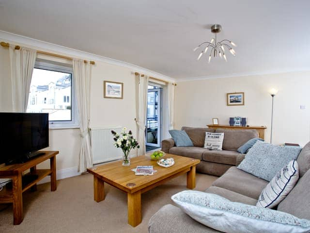 Living room | 42 Moorings Reach - Moorings Reach, Brixham