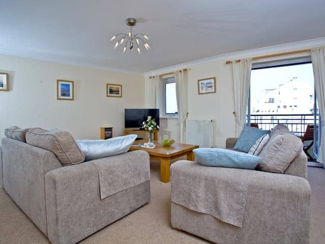 Living room | 42 Moorings Reach - Moorings Reach, Brixham