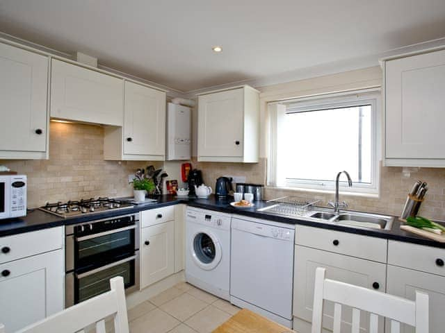 Kitchen/diner | 42 Moorings Reach - Moorings Reach, Brixham