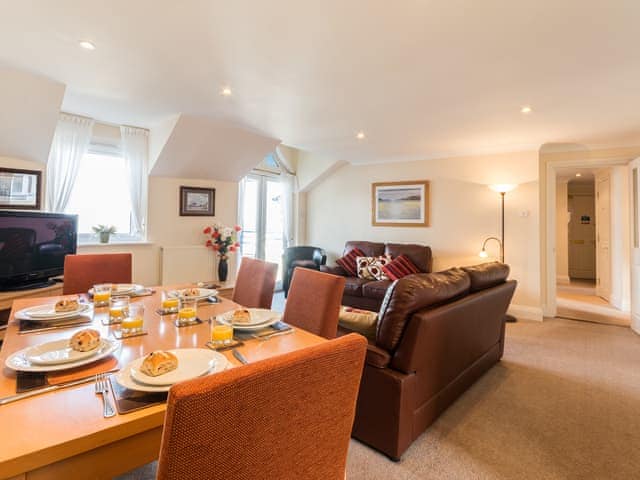 Living room/dining room | 62 Moorings Reach - Moorings Reach, Brixham